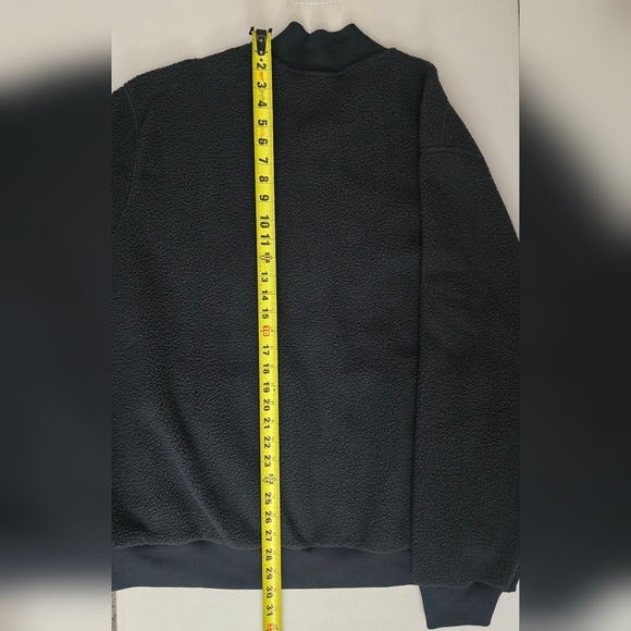 Champion Sherpa Jacket - Picture 13 of 13